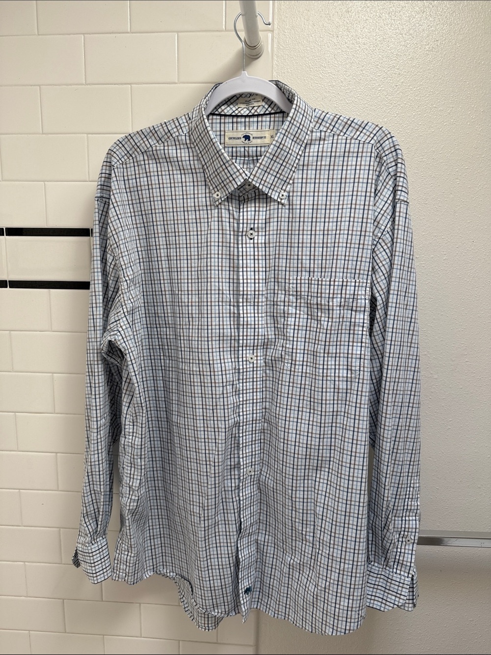 Onward Reserve XL Classic Men's Button-Down Check Shirt in White and Blue